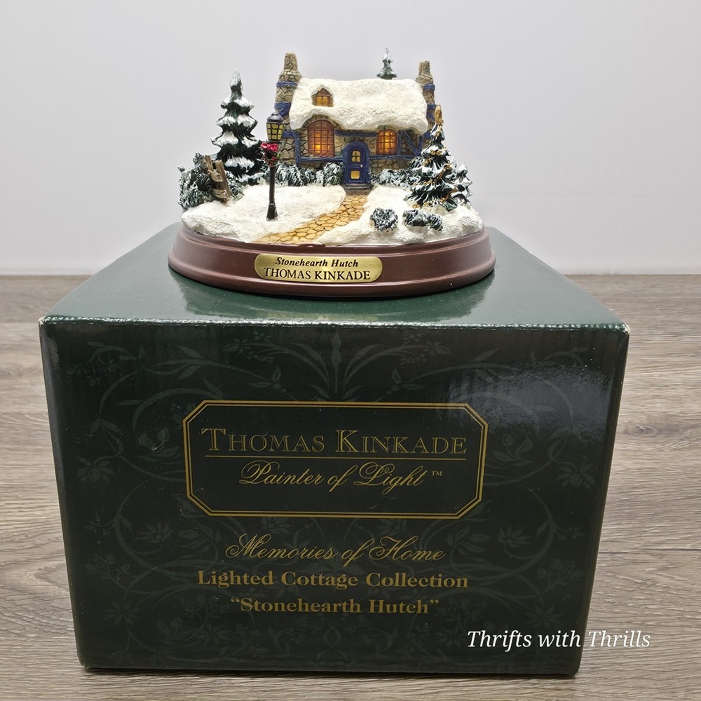 New Thomas Kinkade Painter of Light "Stonehearth Hutch" Lightup Cottage Collect.